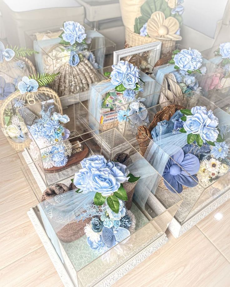 Wedding Premium Blue Hampers